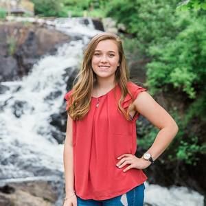 Meet your Posher, Lily